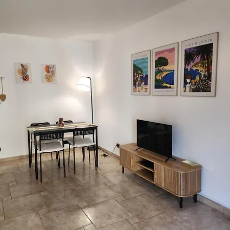 Paradis Apartament *